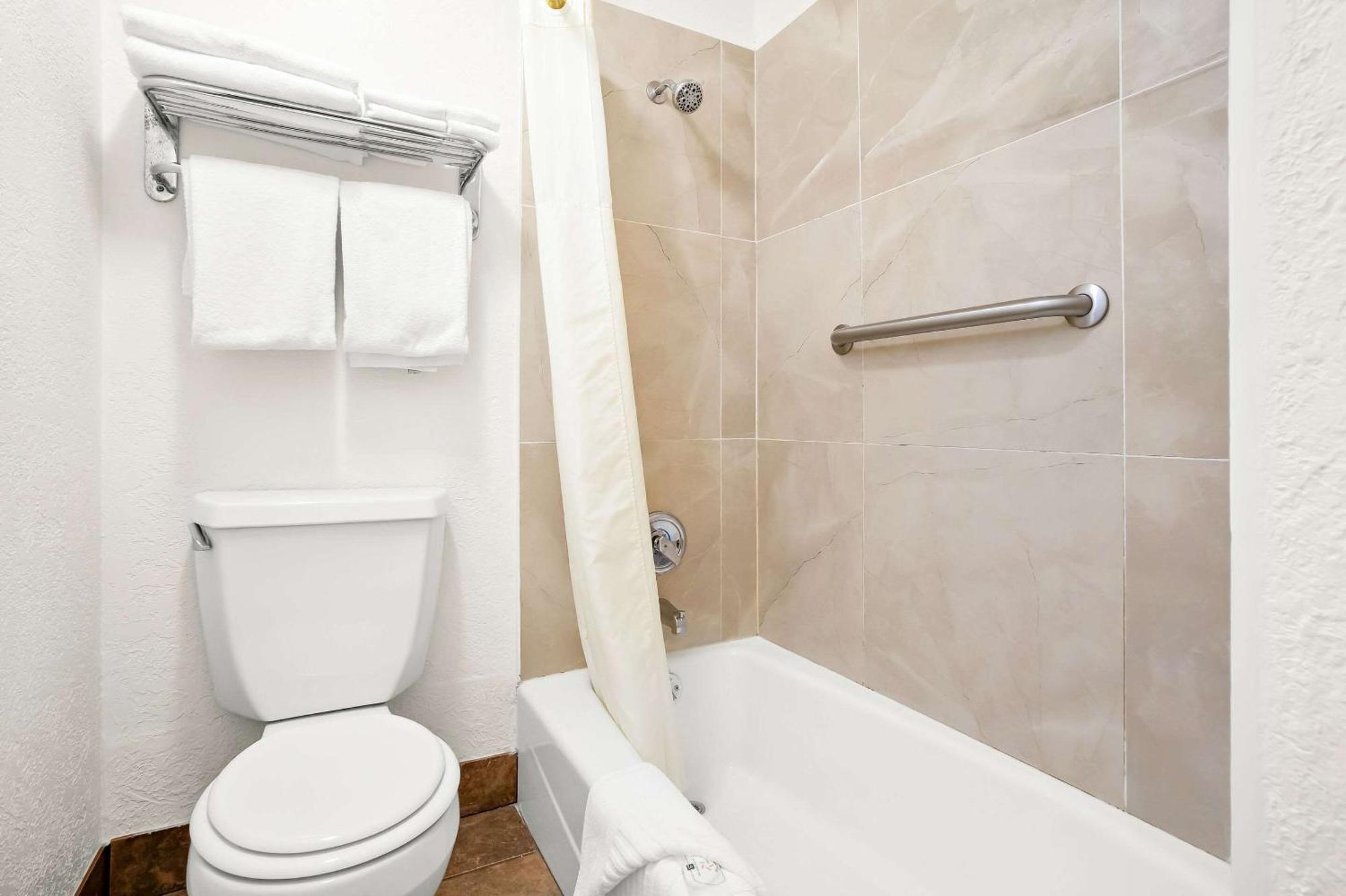 Quality Inn Port Angeles - Near Olympic National Park Esterno foto